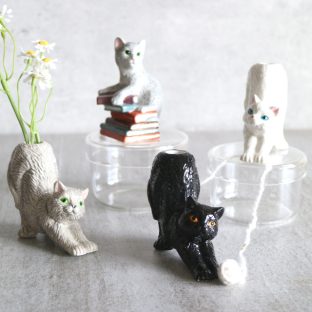 Animal Vase F04-0364 F04-0365 F04-0366 F04-0367 Book and Cat Stretch Cat (WH) Stretch Cat (BK) Stretch Cat (GY)【グローバルアロー global arrow アニマルベース アニマル フラワーベース 花瓶 一輪挿し 母の日 父の日 敬老の日 クリスマス xmas】